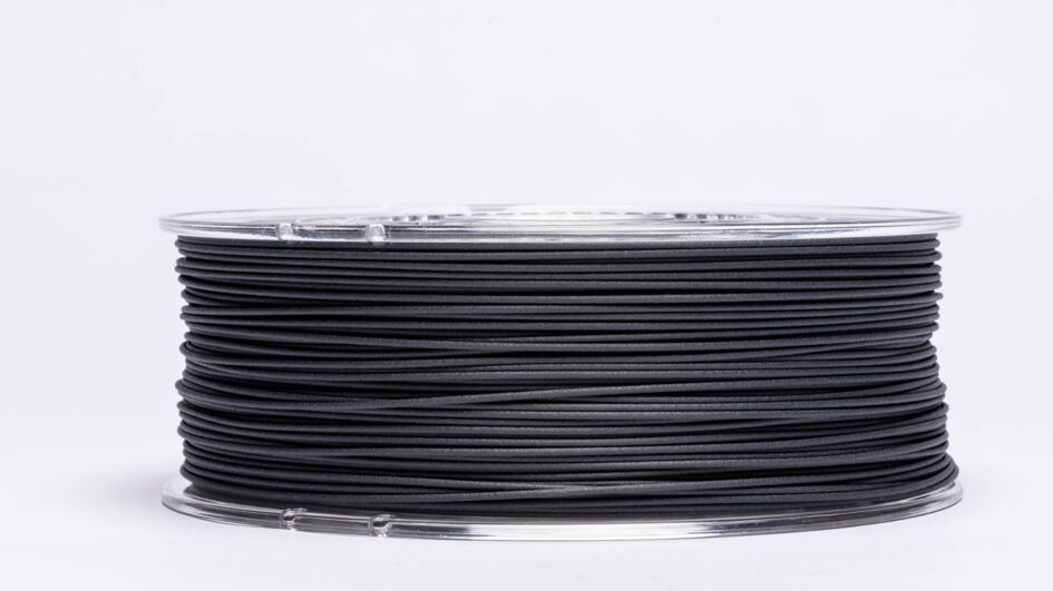 With a diameter of 1.75 mm, VESTAKEEP® iC4612 3DF and VESTAKEEP® iC4620 3DF are supplied on 500g and 1,000g spools that can be used directly in standard FFF/FDM 3D printers for PEEK materials. (©Evonik)
